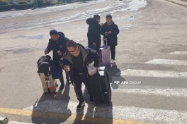 89 people evacuated from Iran via Azerbaijan border - PHOTO 