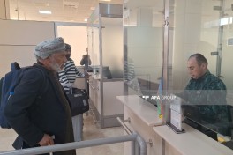 Omani and Mexican citizens evacuated from Iran via Azerbaijan border - PHOTO 