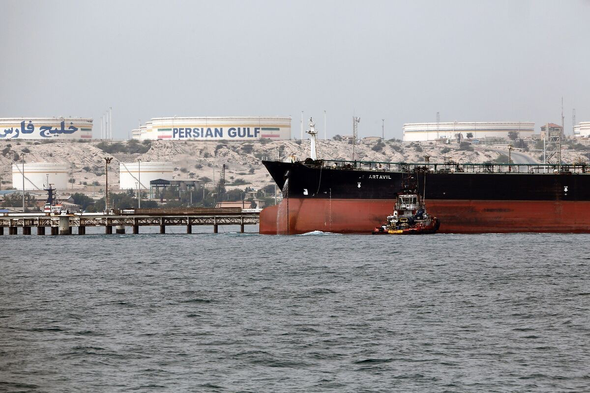 Trump says US to provide insurance for Persian Gulf maritime trade
