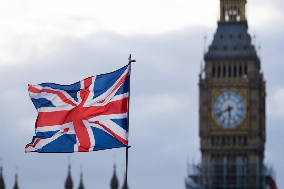 UK withdraws some diplomats from Bahrain