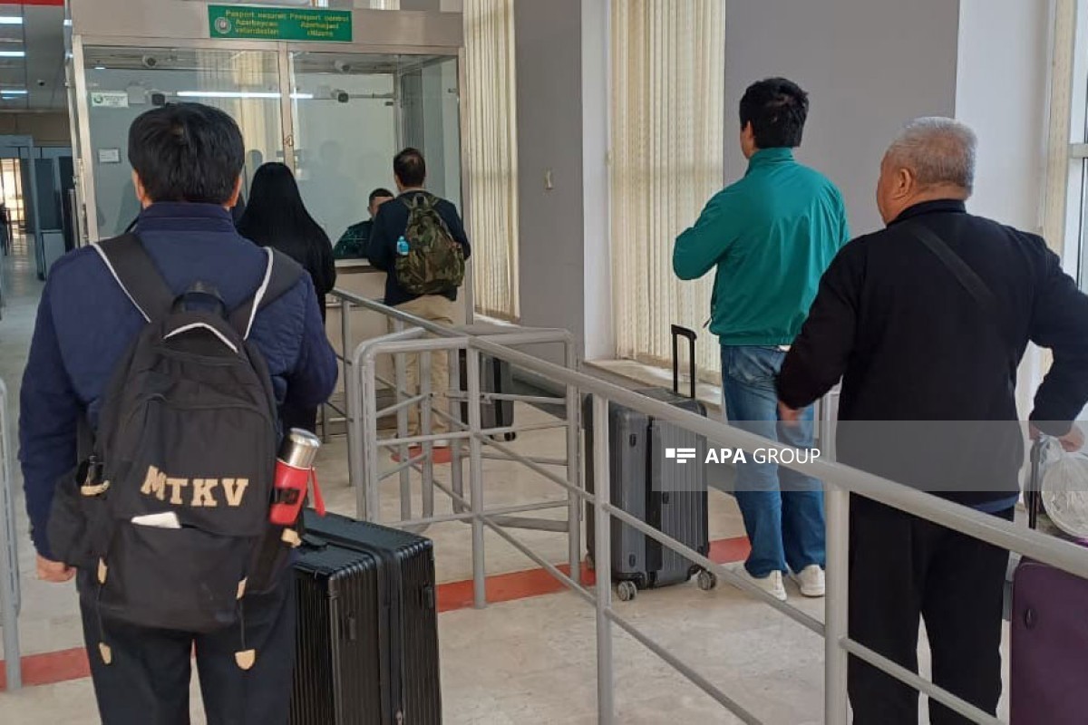Nearly 40 people relocated from Iran through Azerbaijan border - PHOTO 