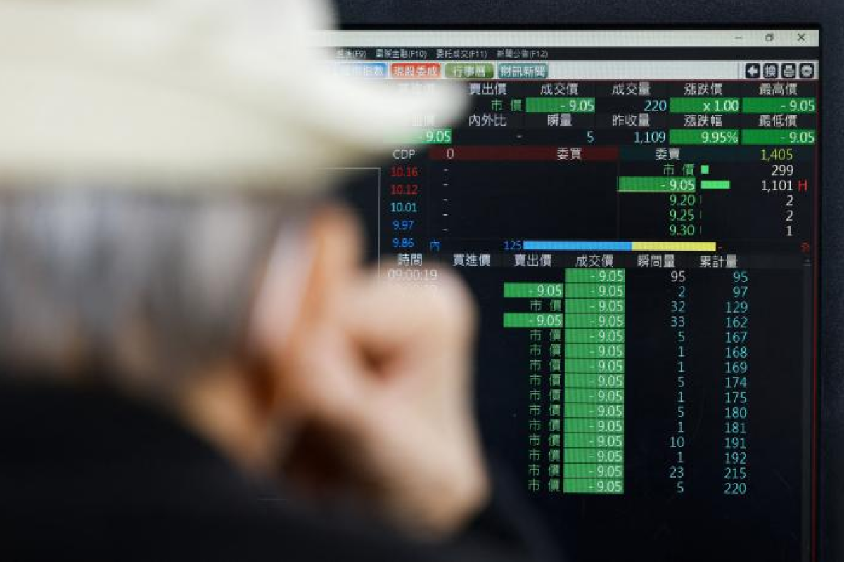 Iran says stock exchange to remain closed until further notice
