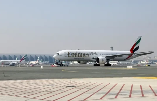 Emirates says all flights to and from Dubai suspended