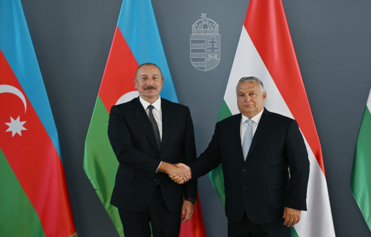 Hungarian PM made phone call to President Ilham Aliyev