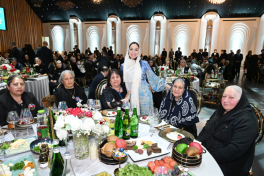 Iftar dinner held with participation of martyrs’ mothers