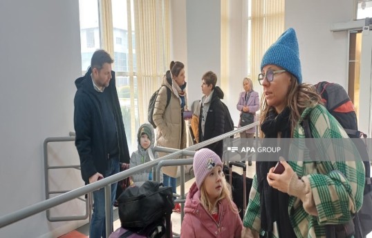 11 Polish diplomats evacuated from Iran via Azerbaijan border with their families