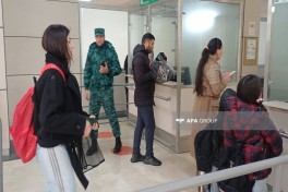31 people evacuated from Iran via Azerbaijan border today, three are diplomats
