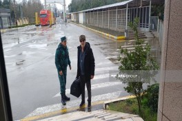 31 people evacuated from Iran via Azerbaijan border today, three are diplomats