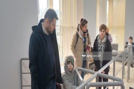 11 Polish diplomats evacuated from Iran via Azerbaijan border with their families