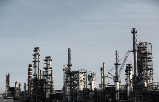 Brent to trade above $95 for next two months on Iran war, EIA says
