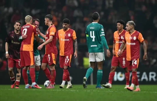 Galatasaray beat Liverpool in Champions League last 16 first leg