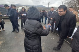 New resettlement convoy arrives in Khojavand’s Girmizi Bazar, keys handed over - PHOTO 