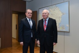 Azerbaijani FM Bayramov meets UN Alliance of Civilizations high representative in Baku