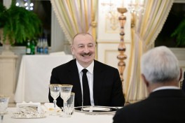 President Ilham Aliyev held expanded meeting with President of European Council during official luncheon