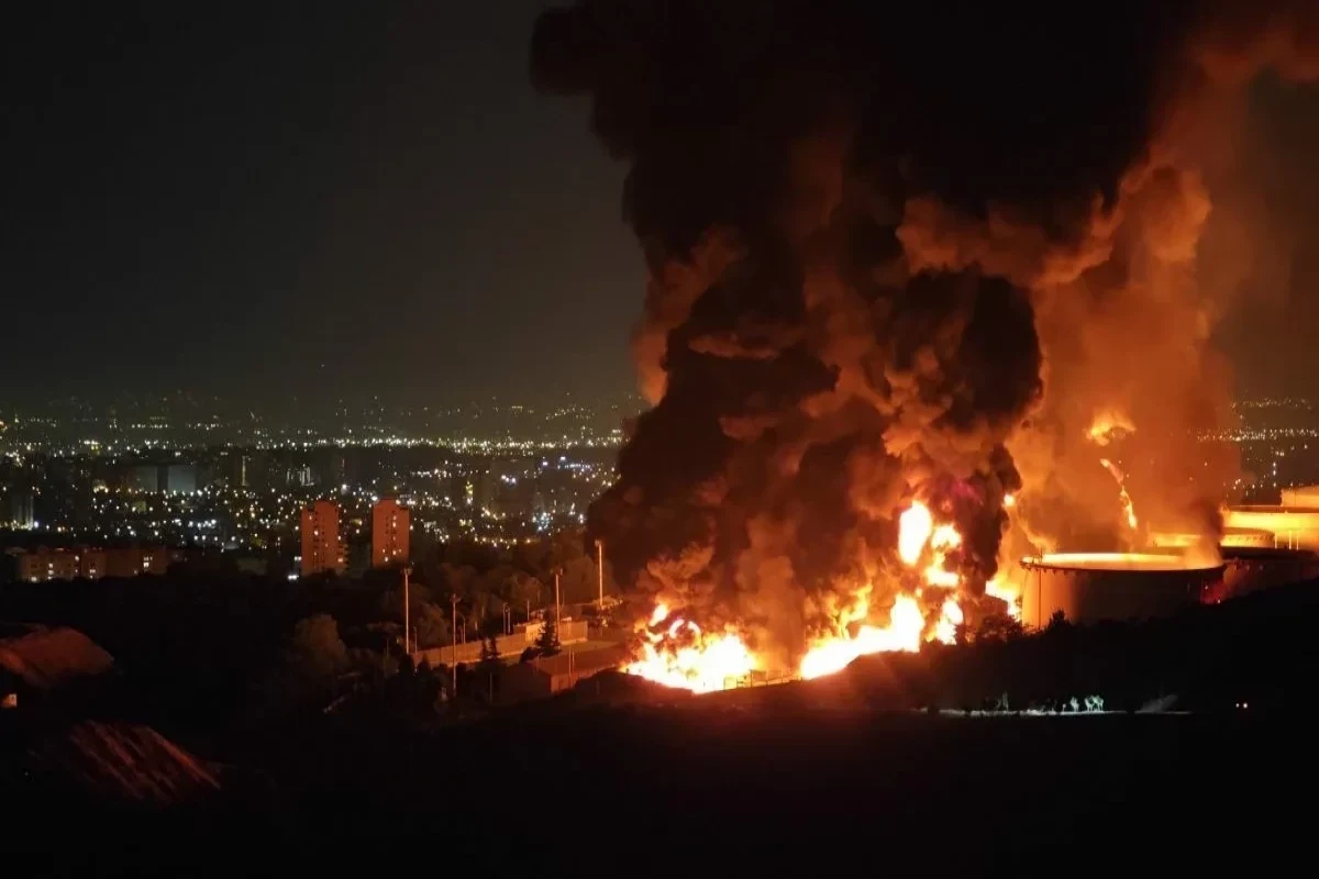 Rabat-Karim industrial zone near Tehran comes under air attack