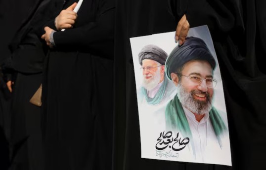 Reuters: US intelligence says Iran government is not at risk of collapse