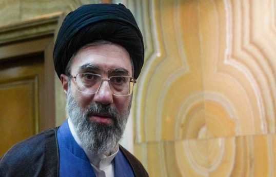 Iran vows to keep Strait of Hormuz closed in new leader's first statement