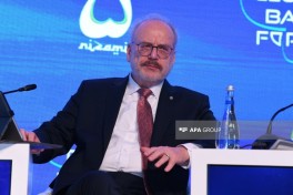 Panel on artificial intelligence held at 13th Global Baku Forum -PHOTO 