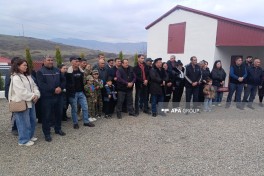 Azerbaijan sends first resettlement convoy to Khanoba village of Khojavend, families receive house keys -UPDATED  -PHOTO 