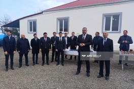 Azerbaijan sends first resettlement convoy to Khanoba village of Khojavend, families receive house keys -UPDATED  -PHOTO 