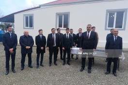 Azerbaijan sends first resettlement convoy to Khanoba village of Khojavend, families receive house keys -UPDATED  -PHOTO 