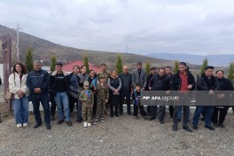 Azerbaijan sends first resettlement convoy to Khanoba village of Khojavend, families receive house keys -UPDATED  -PHOTO 
