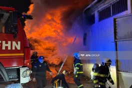 Azerbaijani MES extinguished fire at furniture workshop in Baku -PHOTO -VIDEO -UPDATED 
