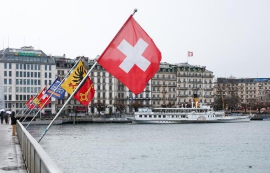 Switzerland has removed seven individuals from its sanctions list against Russia