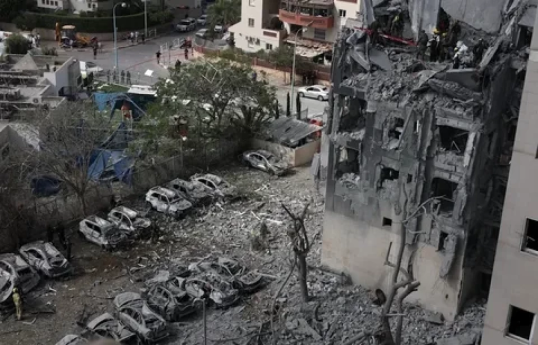 Medics raise number of wounded in Israel’s Arad to 64, among them 7 in serious condition