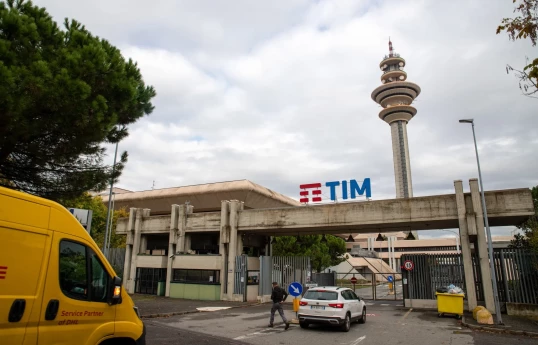 Italy's Poste launches $12.5 bln cash-and-share bid to buy Telecom Italia