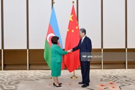 Speaker of Milli Majlis meets with Chairman of Standing Committee of National People's Congress of China