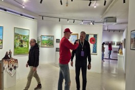 World travelers led by NomadMania founder Harry Mitsidis visit Lachin -PHOTO 