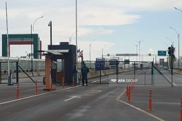Humanitarian aid convoy sent by Russia passes from Azerbaijan to Iran -PHOTO  -UPDATED 