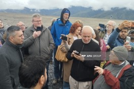 Travelers got acquainted with the work done on the Horadiz-Aghband road and railway -PHOTO 