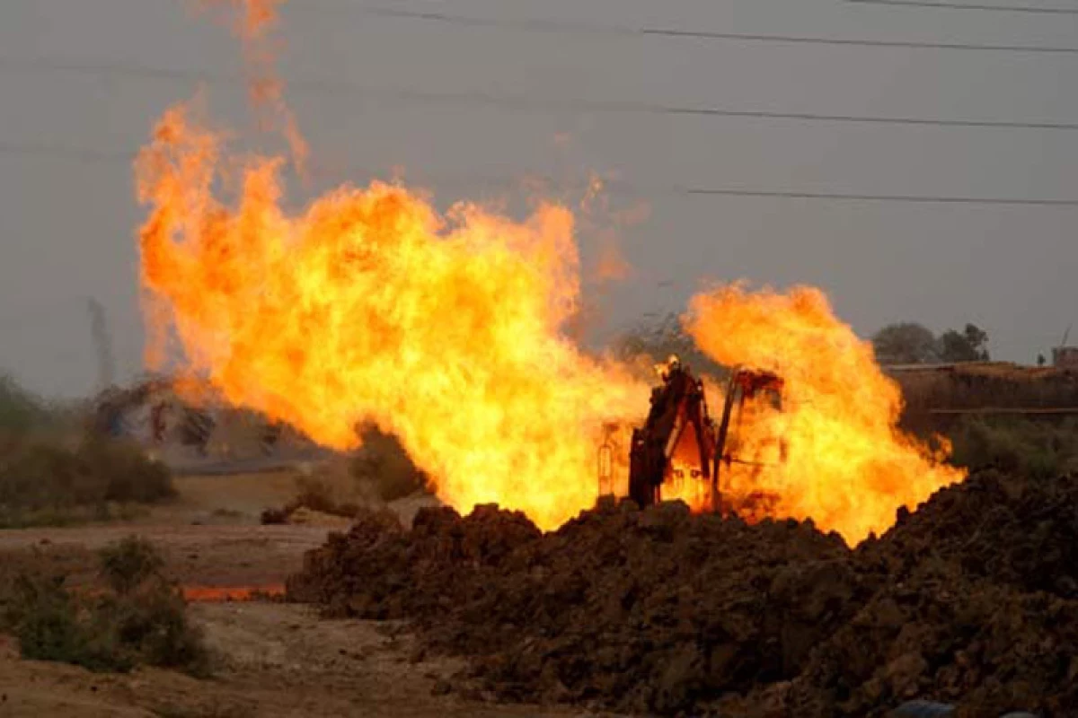 Gas pipeline explosion disrupts supply in western Pakistan