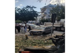 Sibiha: Remains of Iranian missile fall near Ukrainian embassy in Israel - PHOTO 