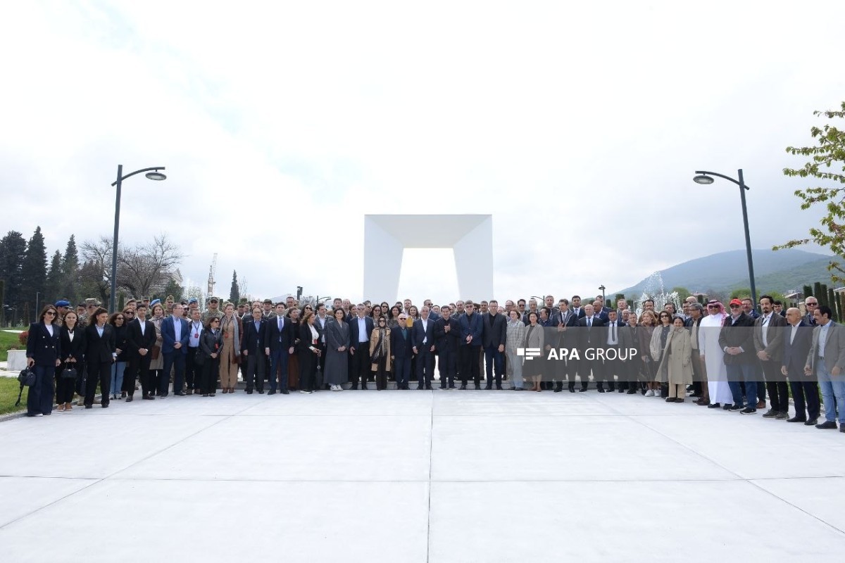 Foreign diplomats visit Victory Park in Khankendi - PHOTO -VIDEO 
