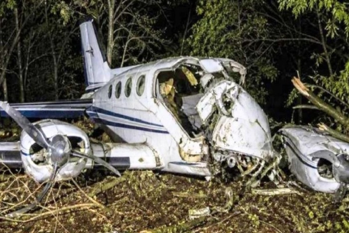 Five killed in small plane crash near Austin