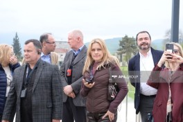 Accredited diplomatic corps representatives visit Karabakh University - PHOTO 