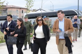 Accredited diplomatic corps representatives visit Karabakh University - PHOTO 