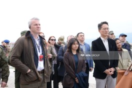 Accredited diplomatic corps representatives visit Karabakh University - PHOTO 