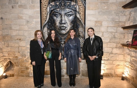 Leyla Aliyeva and Arzu Aliyeva visit the International Carpet Festival-PHOTOSESSION 