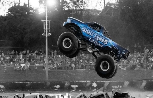 Monster truck crashes into crowd in Popayan, Colombia, killing two