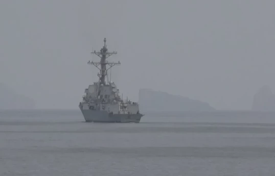 US official said to deny Iran hit US Navy vessel that attempted to cross Strait of Hormuz -UPDATED - 1 