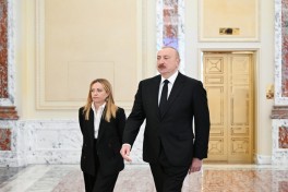 President Ilham Aliyev held one-on-one meeting with President of Italian Council of Ministers Giorgia Meloni-UPDATED 