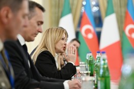President Ilham Aliyev held expanded meeting with President of Italian Council of Ministers-PHOTO -UPDATED 