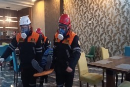 Emergency Ministry conducts fire safety drills in Baku hotels ahead of WUF13 - VIDEO 