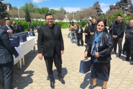 Families receive house keys as new relocation convoy reaches Khojavand - PHOTO 