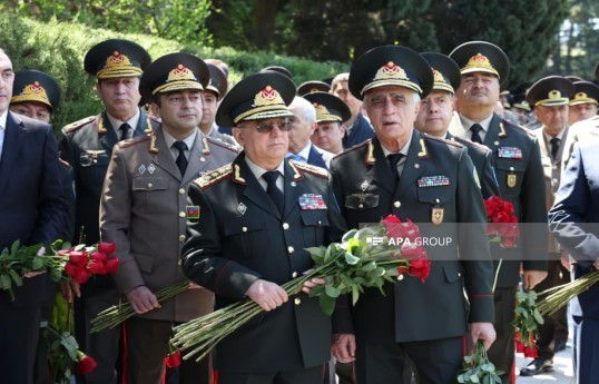 Ministry of Emergency Situations staff visit Great Leader’s grave - PHOTO 