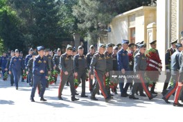 Azerbaijani officials visit Heydar Aliyev’s grave on 103rd birth anniversary - PHOTO 